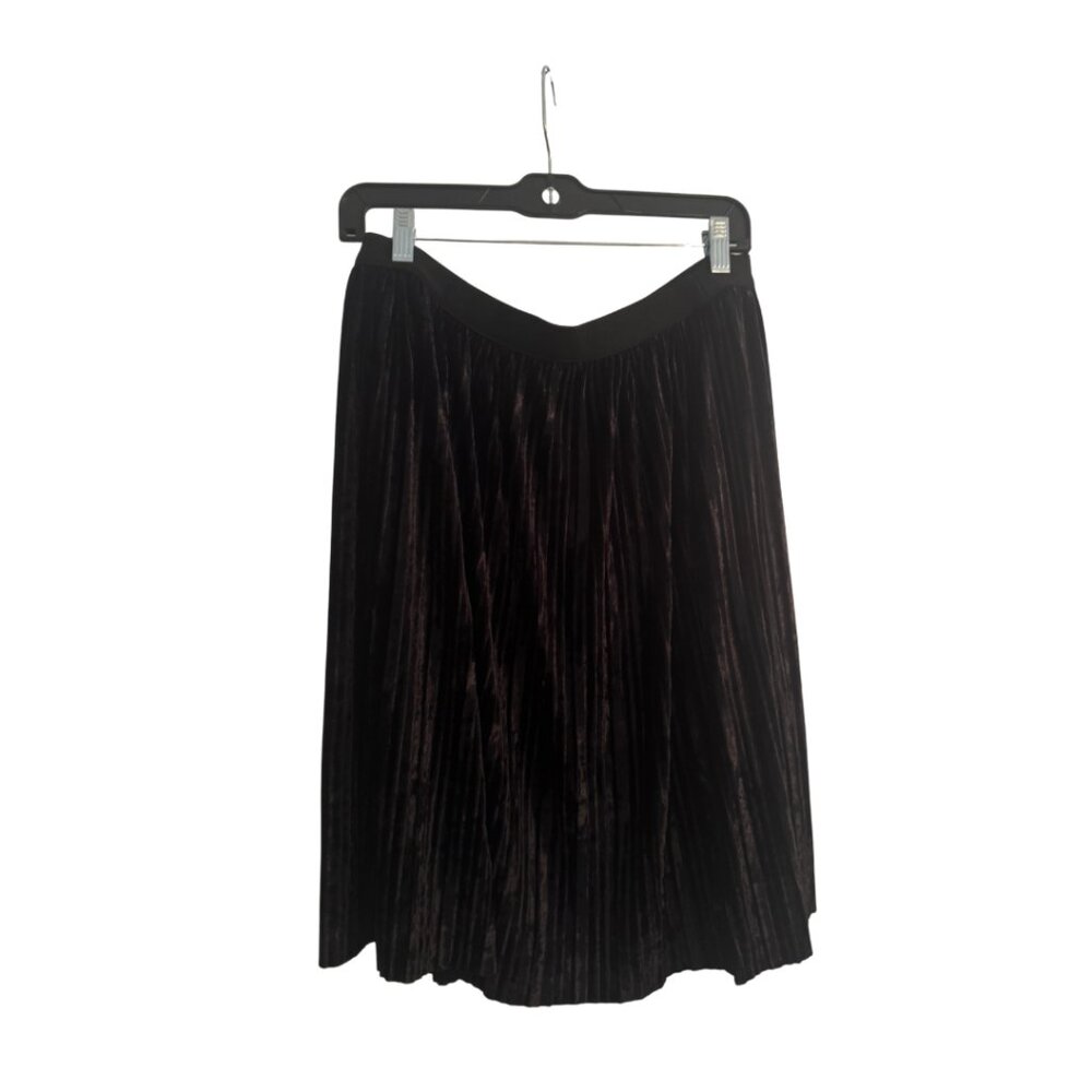 Lord & Taylor Black Velvet Pleated Skirt | Size Medium